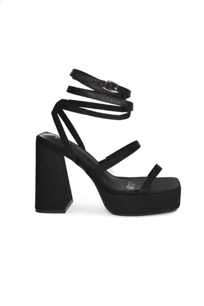 01-4214 Chunky strappy Sandal/