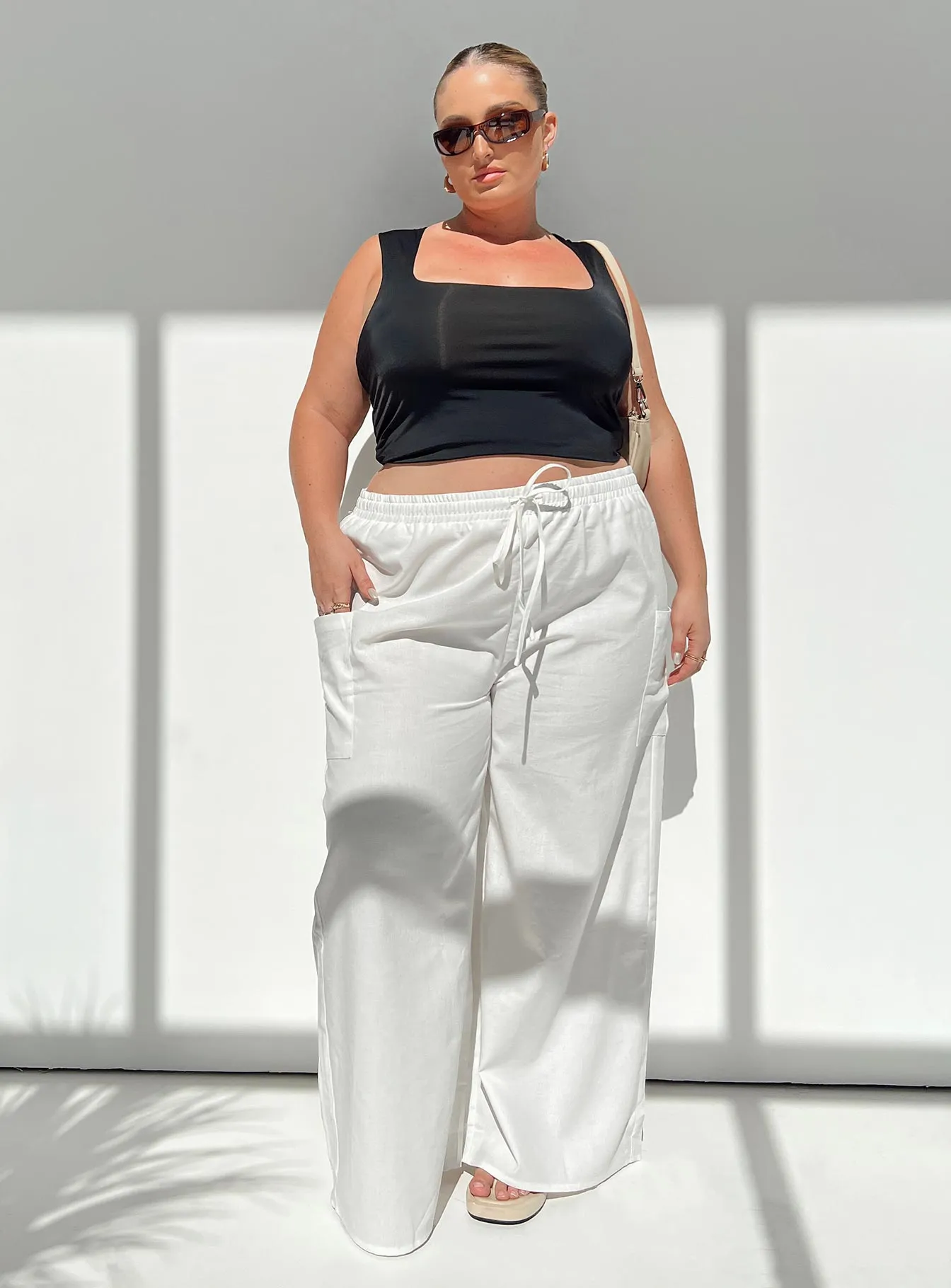 Brunie Pants White Curve