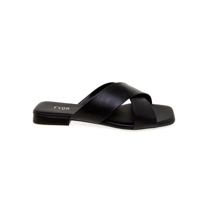 Cross Strap Smart Slide Sandal BCM 114