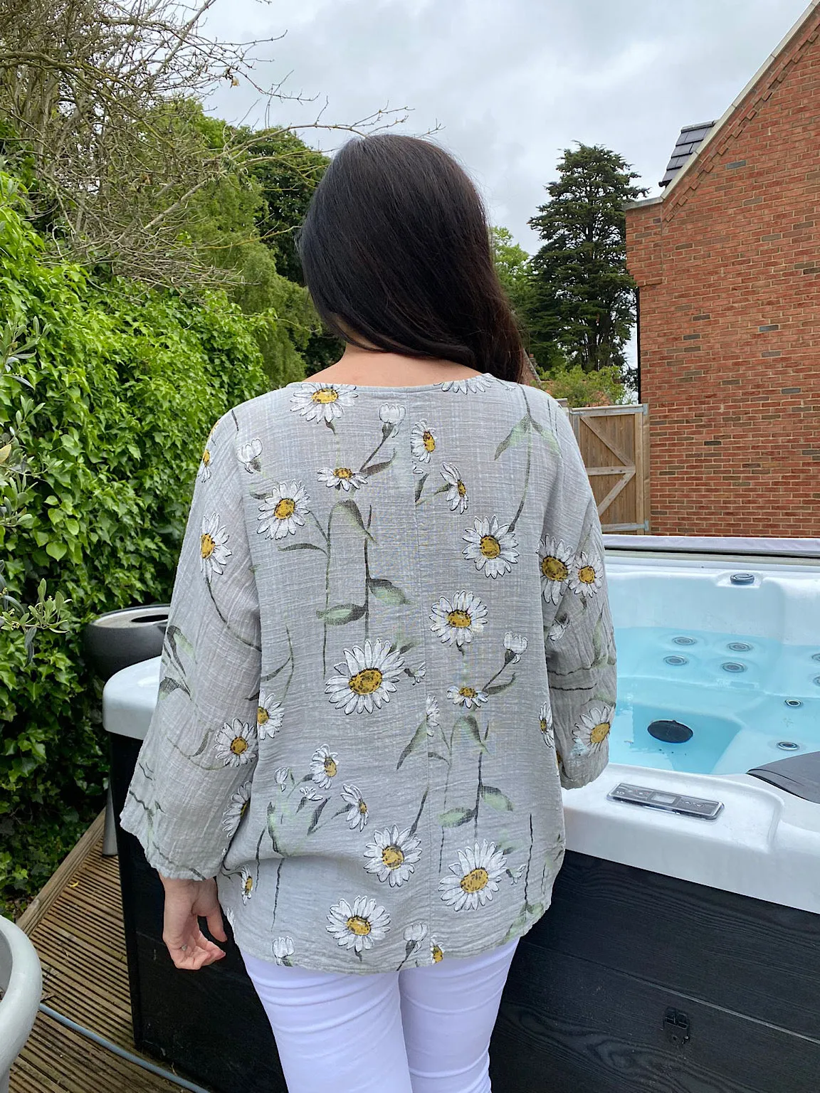 Daisy Print Textured Top Jo