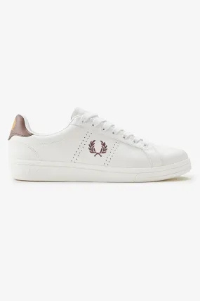 Fred Perry Tennis Sneaker - Porcelain/Carrington Brick