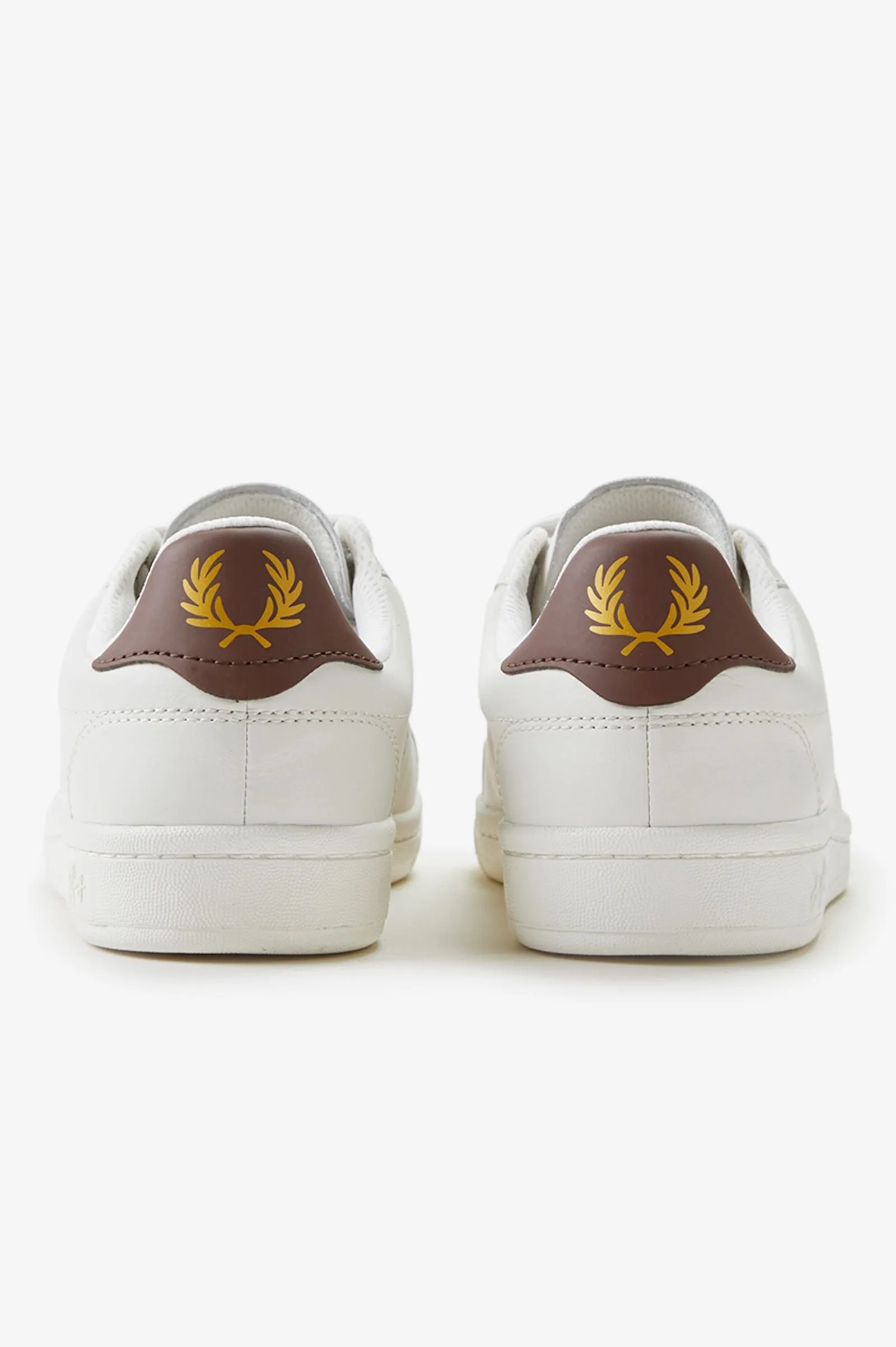 Fred Perry Tennis Sneaker - Porcelain/Carrington Brick