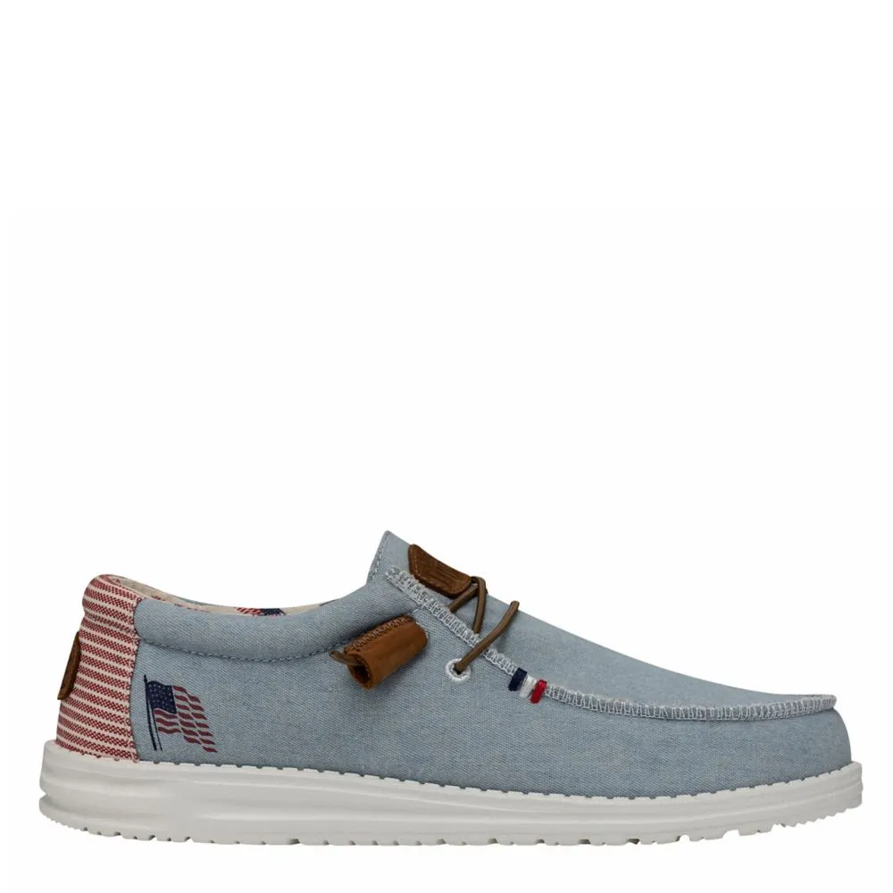 HEYDUDE  MENS WALLY AMERICANA SLIP ON SNEAKER