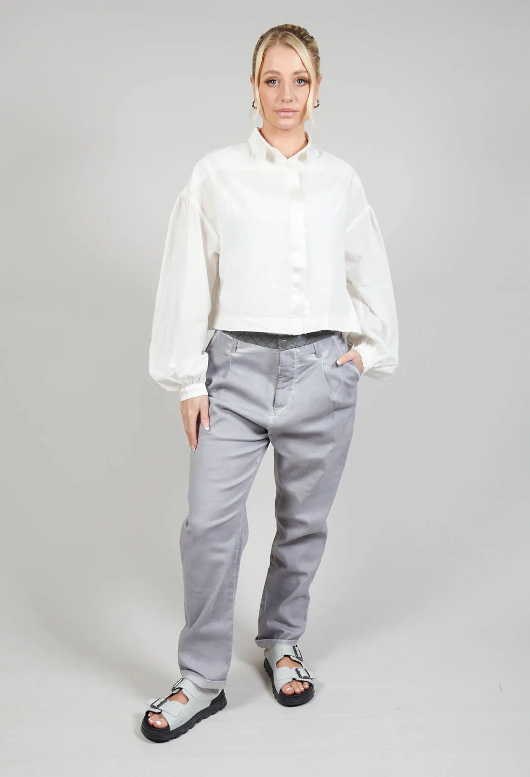 Jean Trousers in Original Lilac Grey