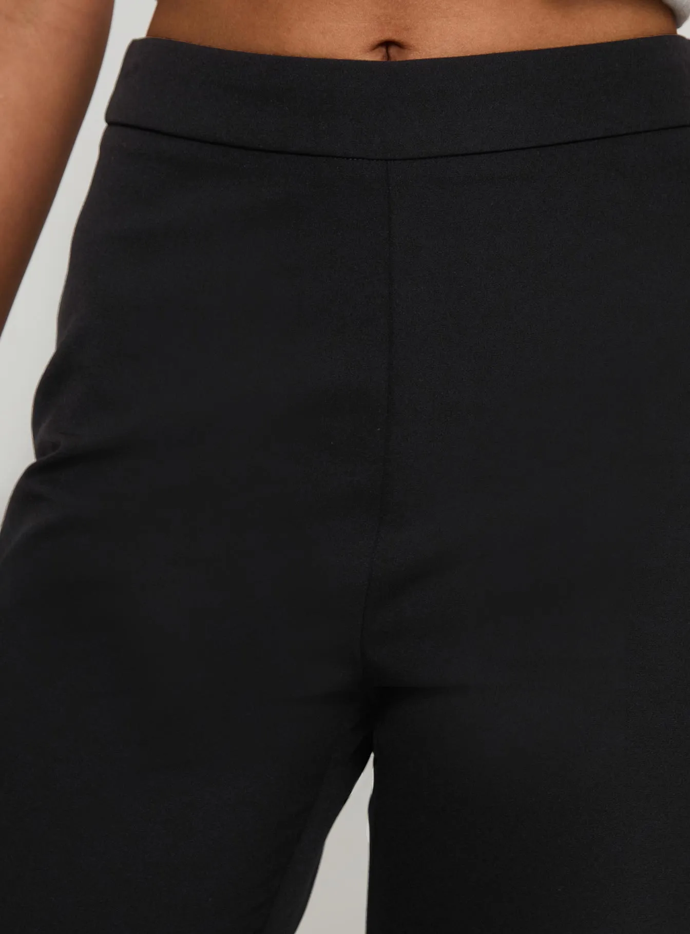 Meadowlark Capri Pants Black