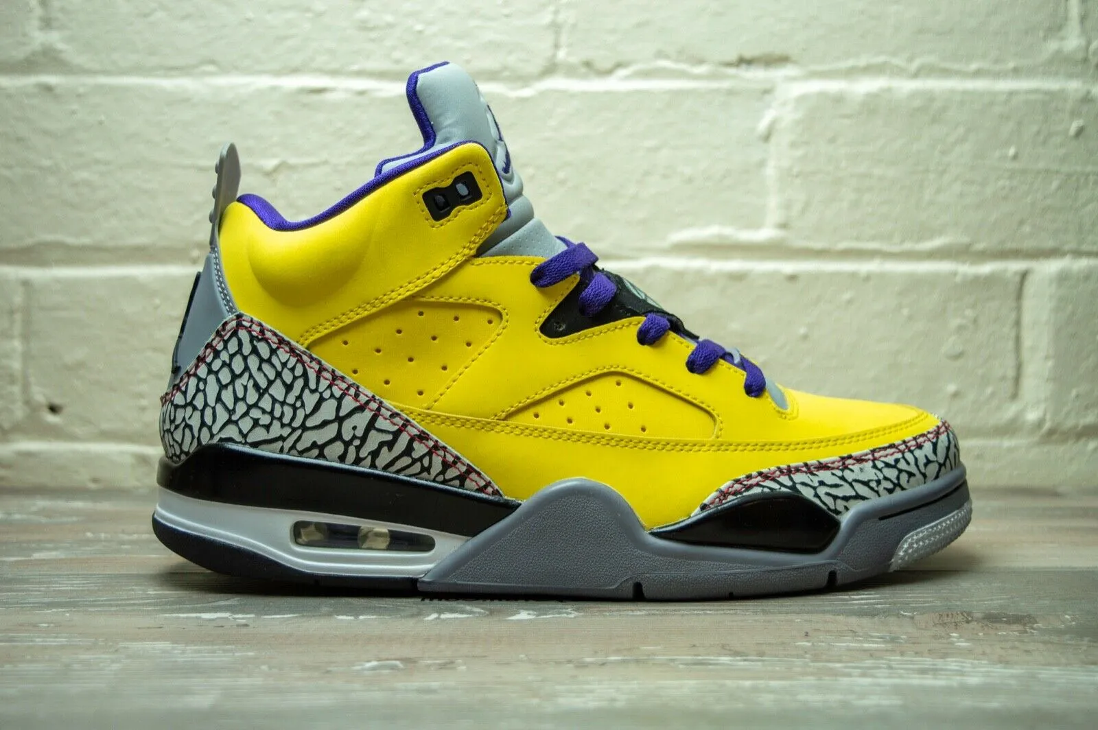 Nike Air Jordan Son Of Tour Yellow 580603 708