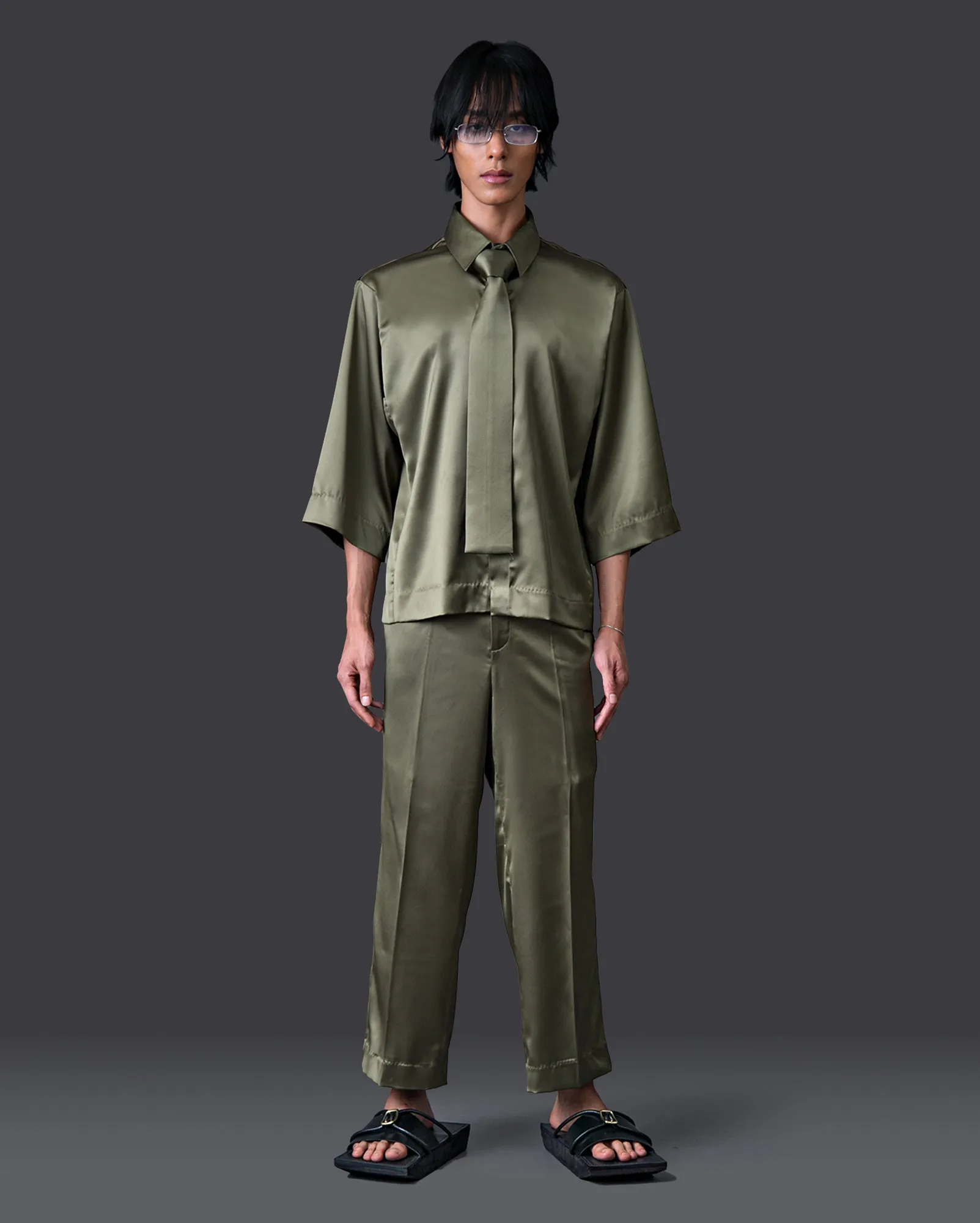 Pesak Shirt Pants (Olive)