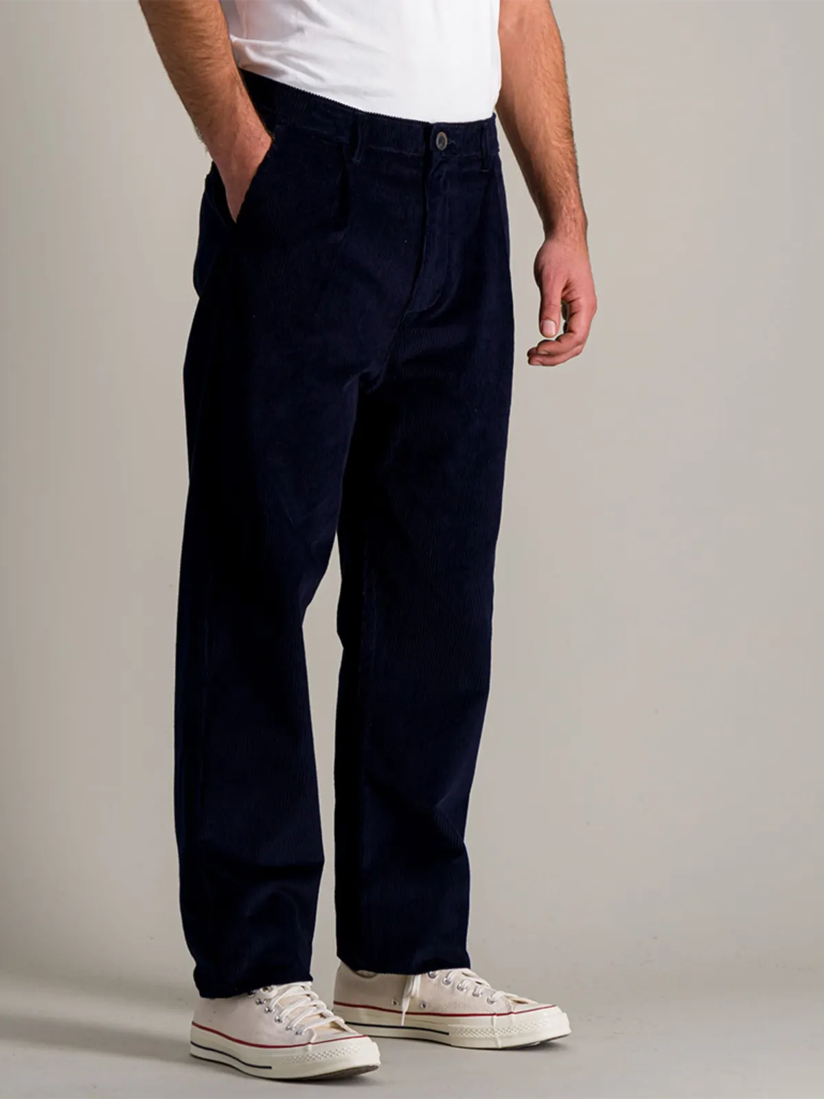 Pleated Corduroy Pants - Navy