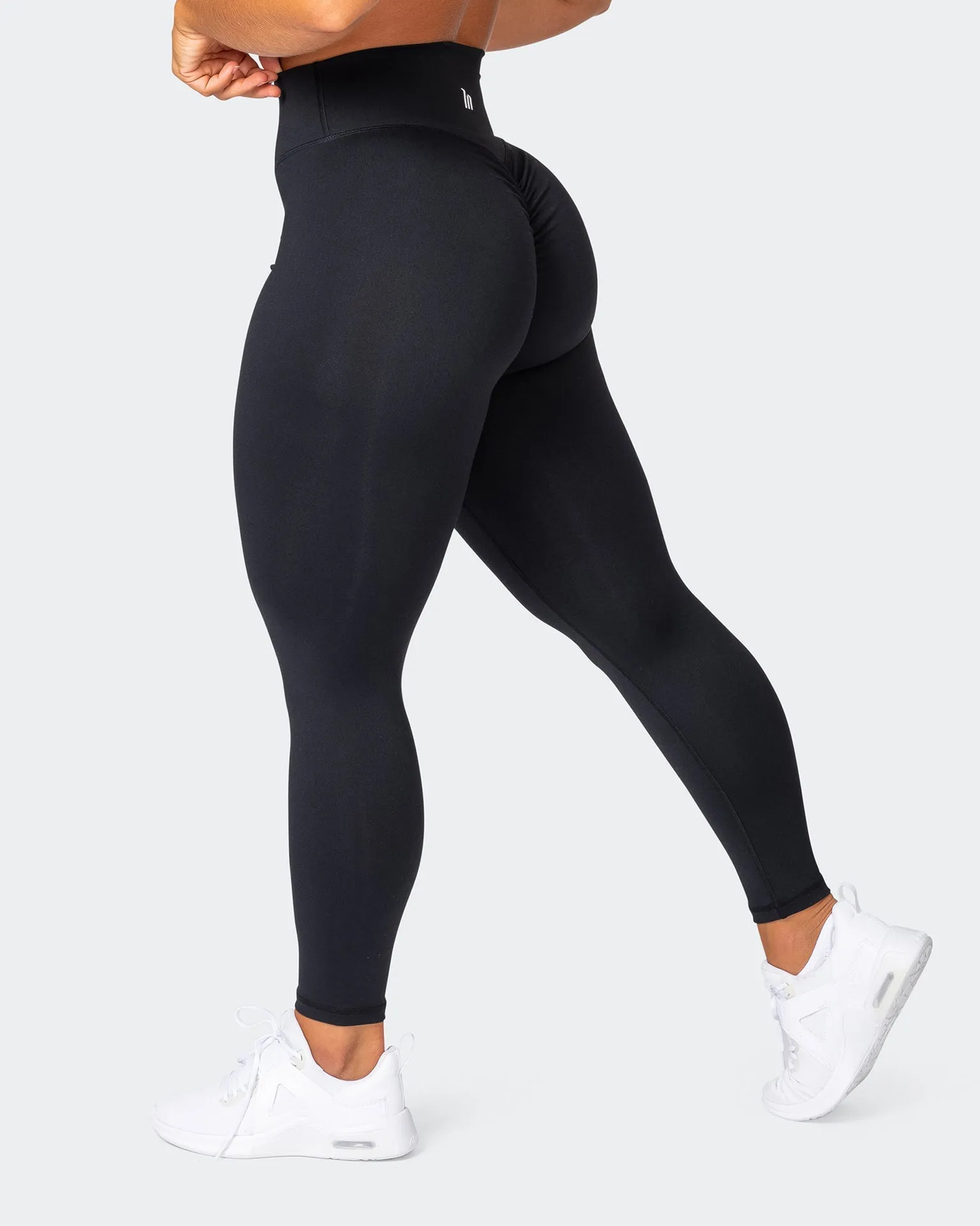 Signature Scrunch Ankle Length Leggings - Black