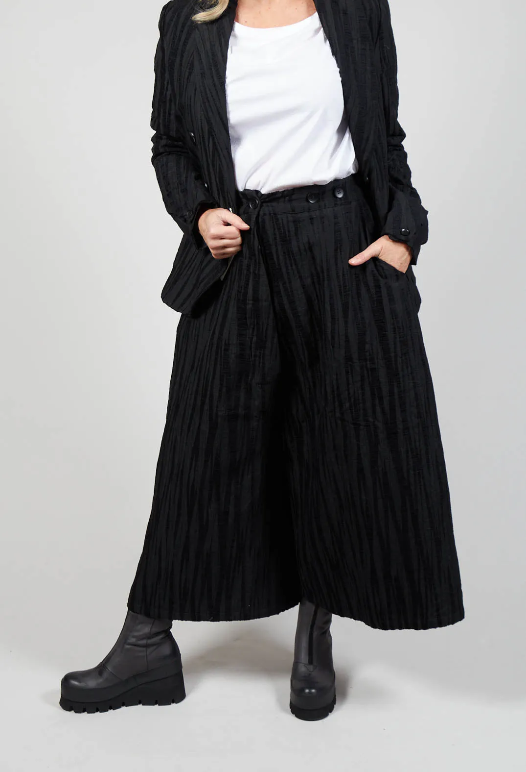 Textured Wide Leg Trousers in Black