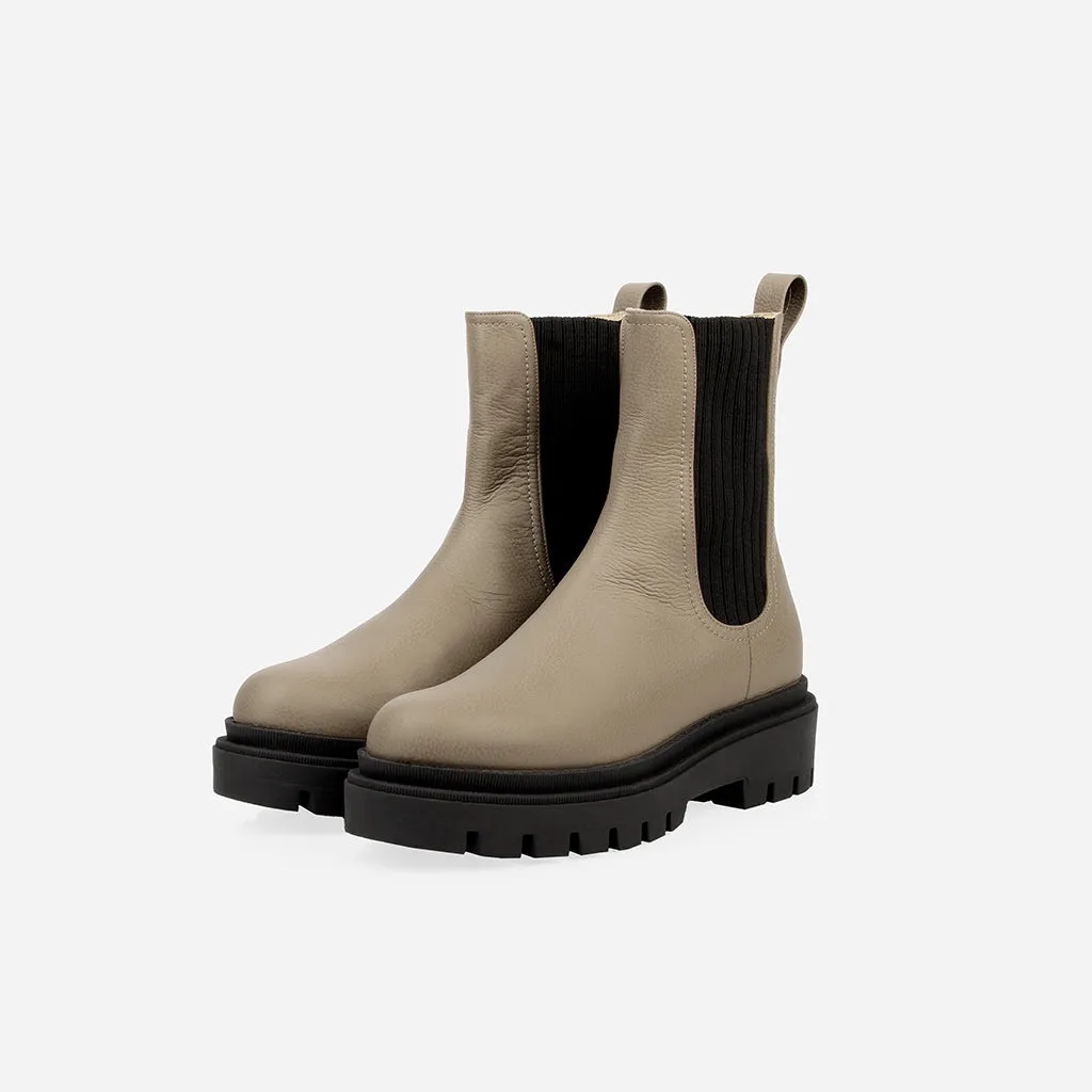 The Alpine Chelsea Boot Shale