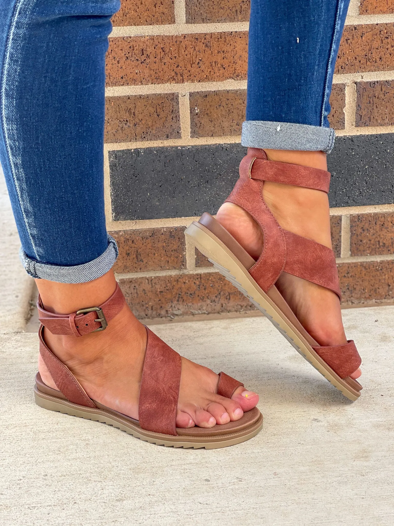 The Steffy Sandal - Rust