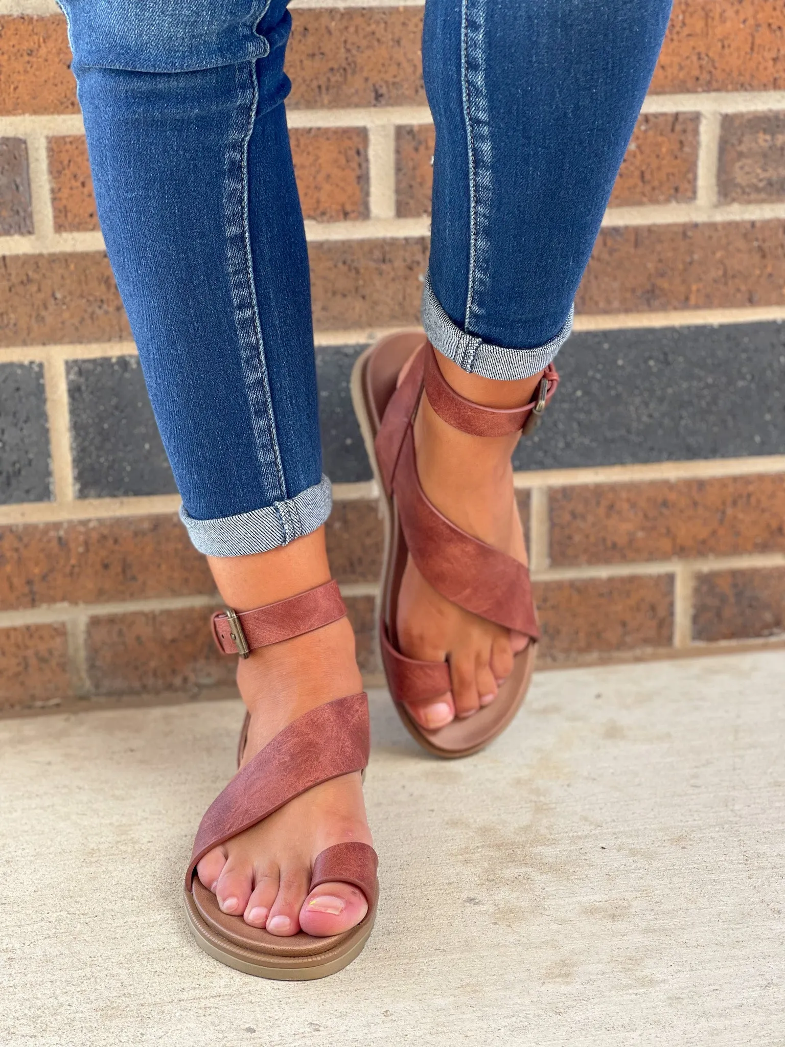 The Steffy Sandal - Rust