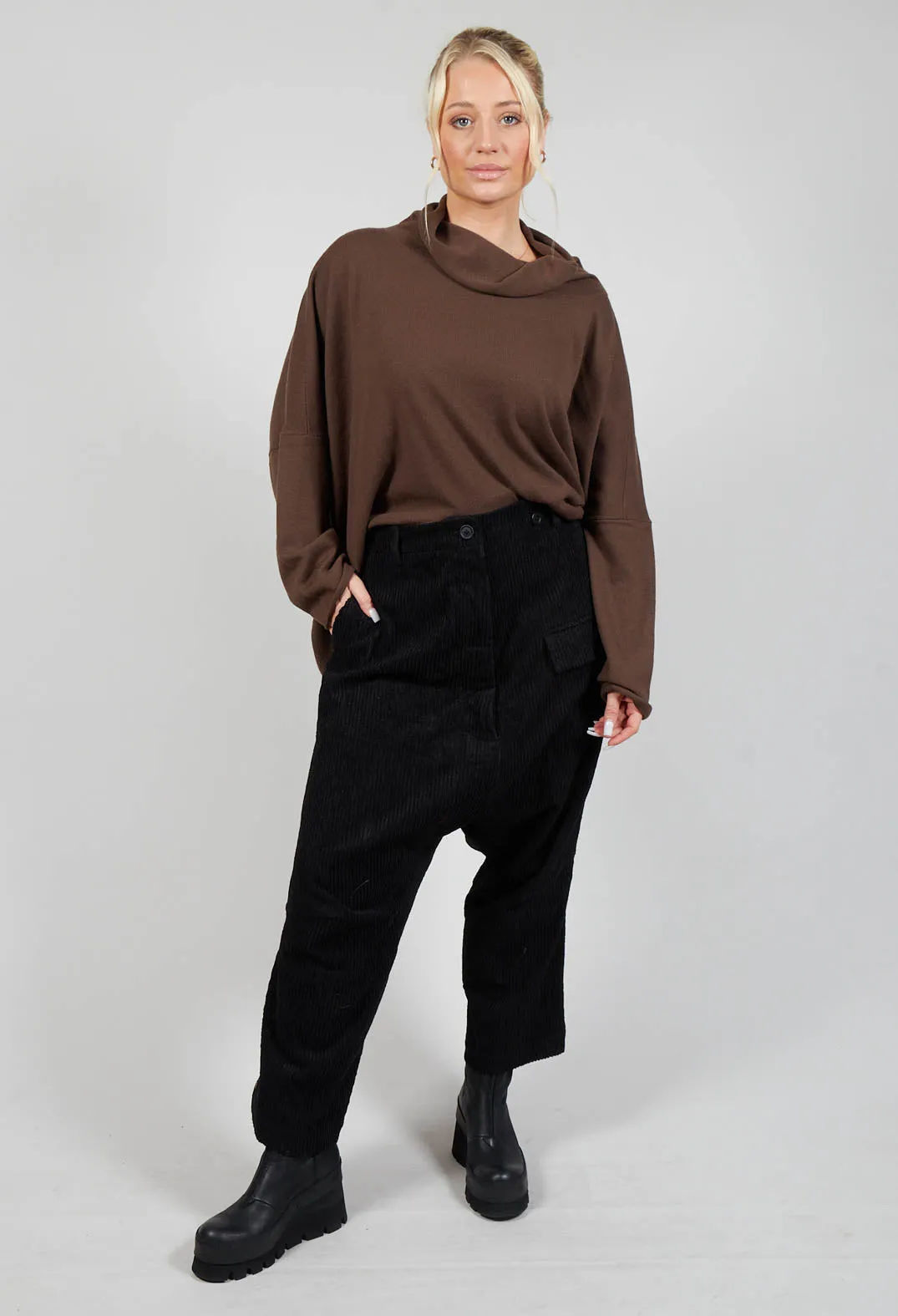 Trousers with Attachable Brace in Black