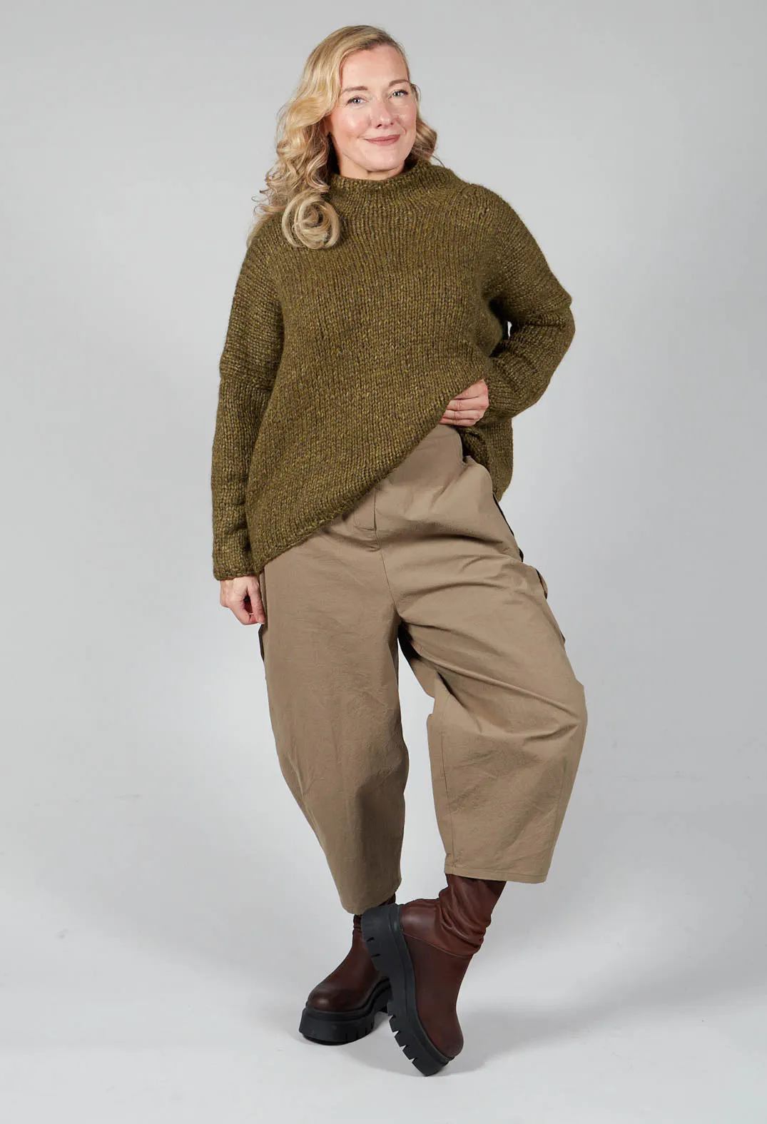 Wide Leg Cropped Trousers in Brown