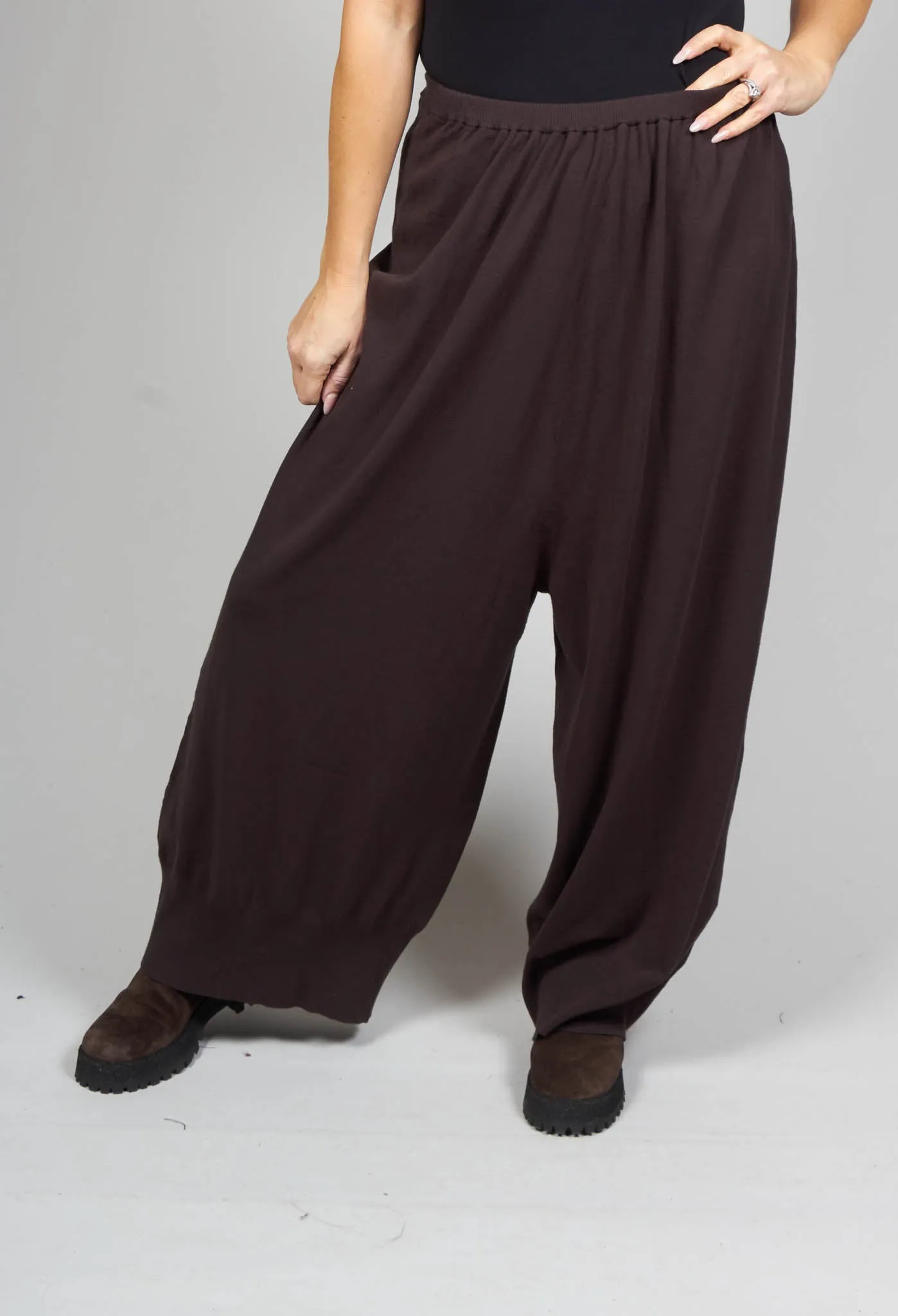 Wide Leg Trousers in Dark Brown