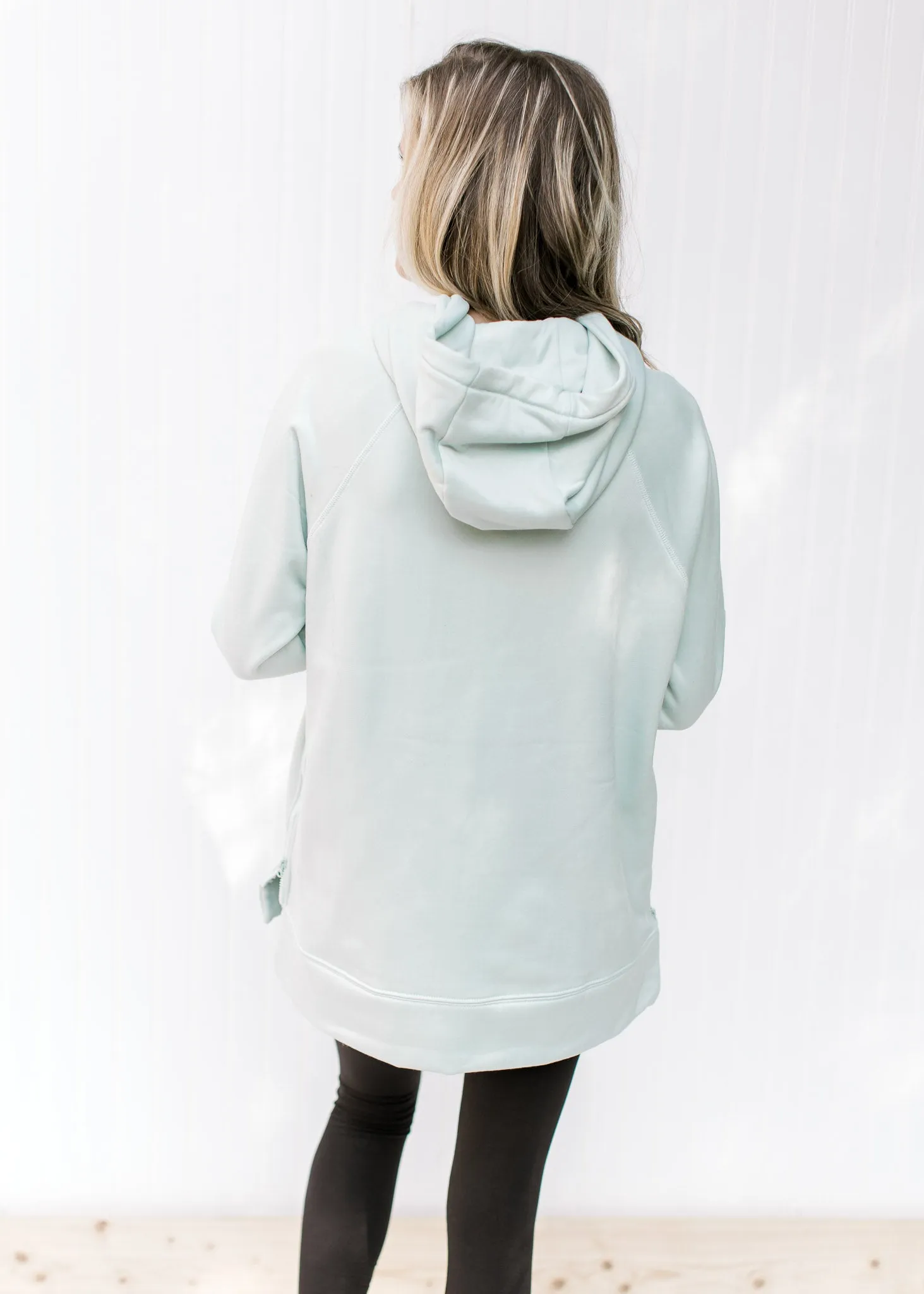 X Dawnes Zipper Sweatshirt in Mint