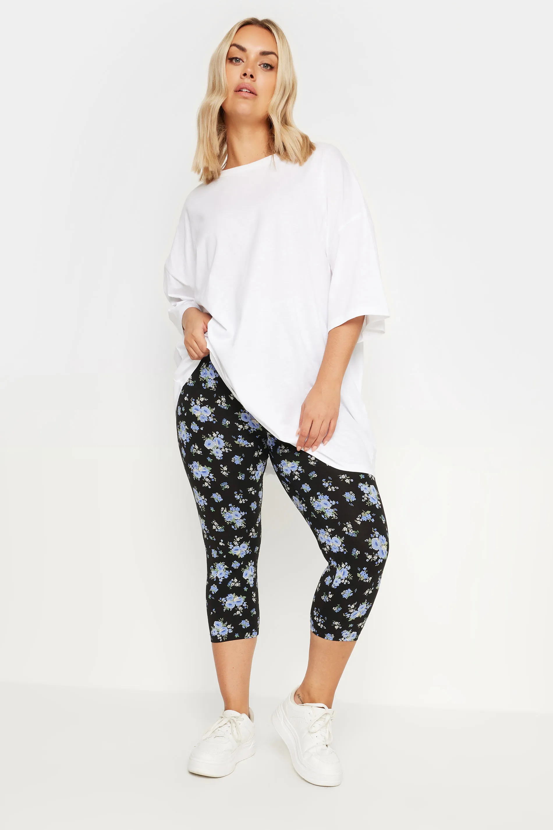 YOURS Curve 2 PACK Black & Blue Floral Print Cropped Leggings